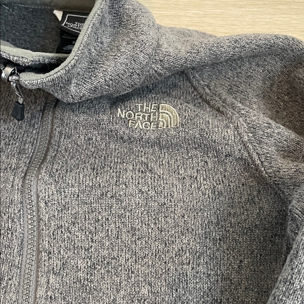 The North Face Women's Charcoal Ski Fleece Zip Up Small gray - Picture 4 of 9